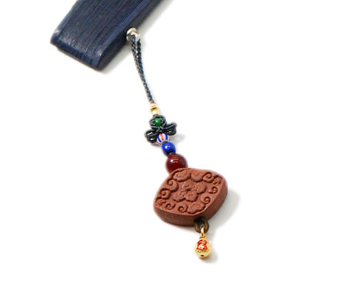 药香牌多宝挂件 商品图0