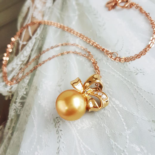 【天然正品】AU750黄金镶钻镶天然约11MM浓金色近无暇海水珍珠吊坠项链20.8*11.0*11.0MM（皆取最大值）女士现售价：3980！060525NJS31 商品图3