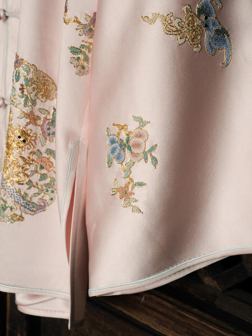 盛唐牡丹大师系列| 重工刺绣盘龙团花外套-粉红 商品图1