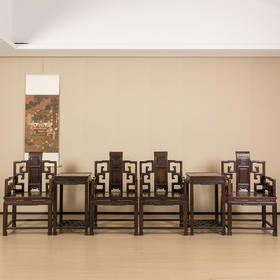 清 红木攒接拐子纹扶手椅成堂（四椅两几）