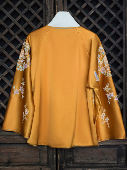 盛唐牡丹大师系列| 重工大团花苏绣外套 商品图5