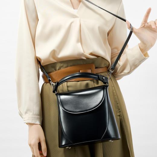 【预售3天】2025新款简约单肩斜挎女包小众包包质感圆筒包D3010 商品图4