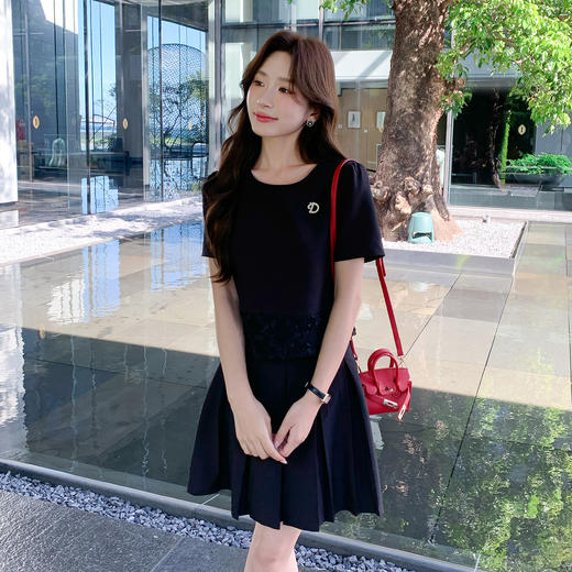 奢姿大码女装2025夏季减龄提花拼接两件套胖妹妹钉珠时尚百褶套装9952921806 商品图1