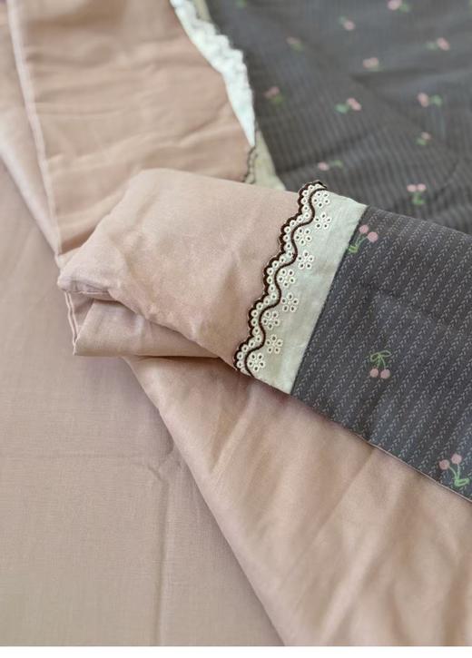 2025新款夏季全棉夏凉被复古双层纱花边款纯棉可机洗大豆被3件套 商品图2