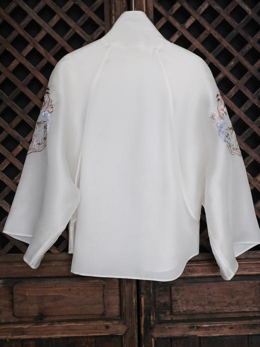 盛唐牡丹大师系列| 喜上眉梢团纹欧根缎手绣外套-白色 商品图2