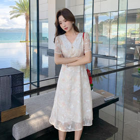 奢姿大码女装2025夏季减龄碎花连衣裙胖妹妹温柔风娃娃领时尚裙子9951853111