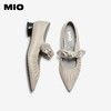 MIO米奥蝴蝶结玛丽珍鞋浅色尖头粗跟捏褶浅口单鞋女M254440435 商品缩略图3