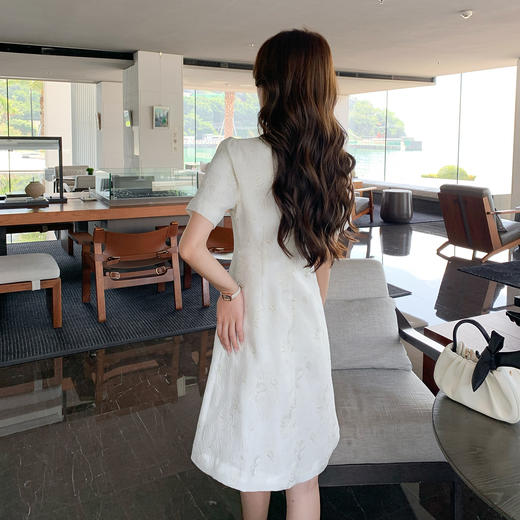 奢姿大码女装2025夏季蝴蝶结设计减龄提花裙子胖妹妹时尚连衣裙9952890360 商品图3