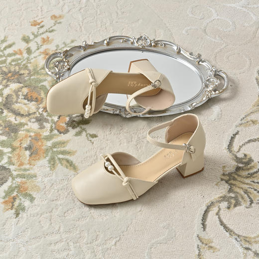 经典鲨2025夏季新品简约法式复古中粗跟通勤包头凉鞋单鞋女KC19-529121 商品图2