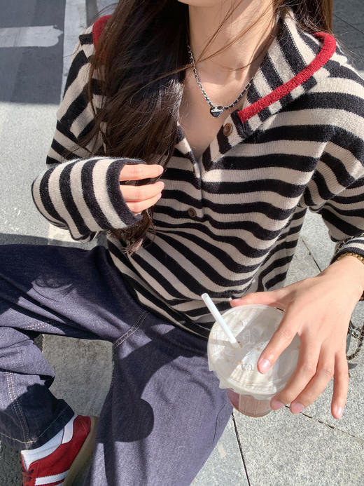 <曾小咸推荐> 黑色条纹连帽毛衣 商品图12