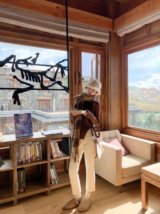 <曾小咸推荐>2色下摆开叉打底针织衫 日常129.99/件 立减70 秒杀59.99/件！！ 商品图10