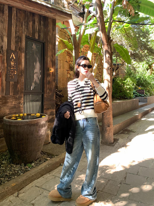 <曾小咸推荐>现货秒杀 ！微信超特价！ 条纹连帽毛衣 日常169.99 立减80 秒杀89.99！！ 商品图5