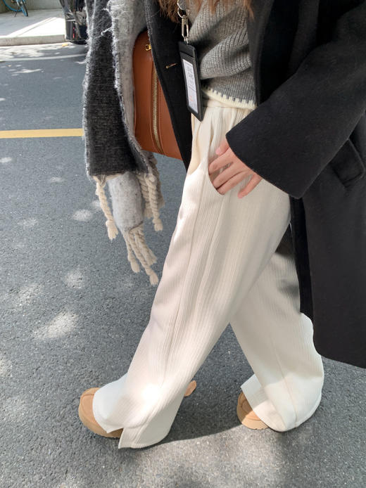 <曾小咸推荐>  秋冬品质现货，反季大清仓！抢到就是赚到 秒完不再有 开叉休闲裤 日常199.99/件 立减110 秒杀89.99/件！！ 商品图5