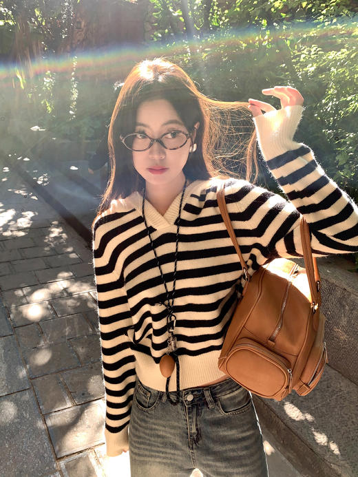 <曾小咸推荐>现货秒杀 ！微信超特价！ 条纹连帽毛衣 日常169.99 立减80 秒杀89.99！！ 商品图8