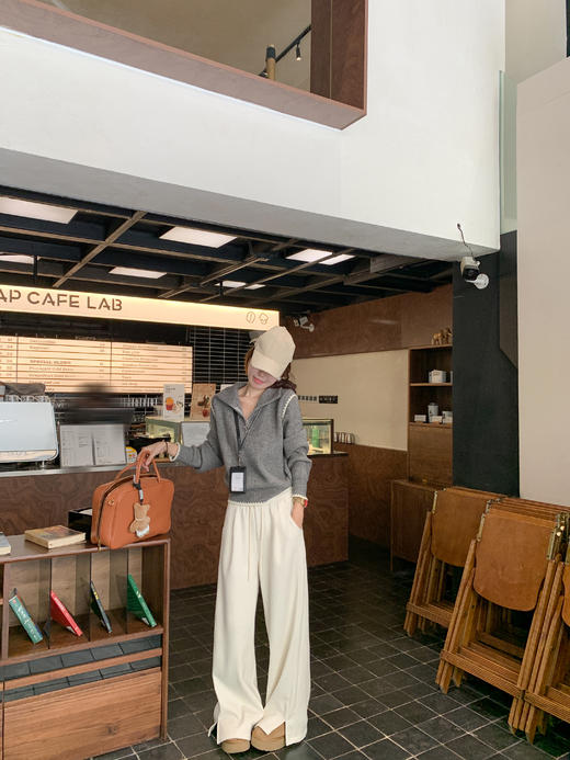 <曾小咸推荐>  秋冬品质现货，反季大清仓！抢到就是赚到 秒完不再有 开叉休闲裤 日常199.99/件 立减110 秒杀89.99/件！！ 商品图11