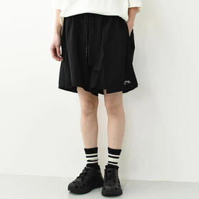COMFY CMF BUG SHORTS 吸水速干透气短裤