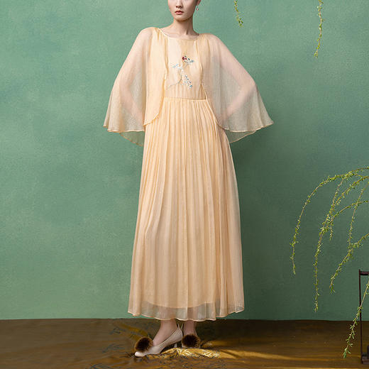 【林栖设计小店】桑蚕丝金丝披肩连衣裙优雅绣花2025夏季新款长裙女1952101 商品图0