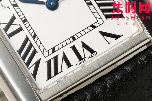 卡地亚Tank AF坦克系列 小号 女士石英腕表
【表壳】表盘尺寸：小号29.5mm*22mm 商品图4