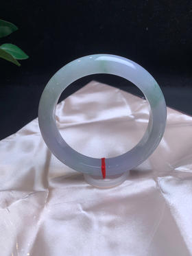 620096，60飘花手镯，干净油润，清新蓝花