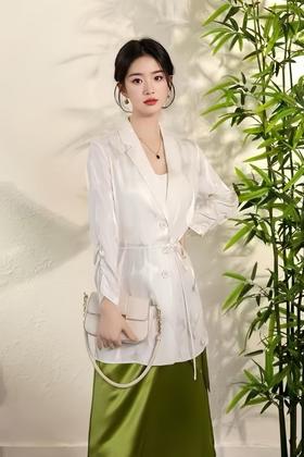 ELLA JADE 气质白色提花褶皱袖设计款外套 20336