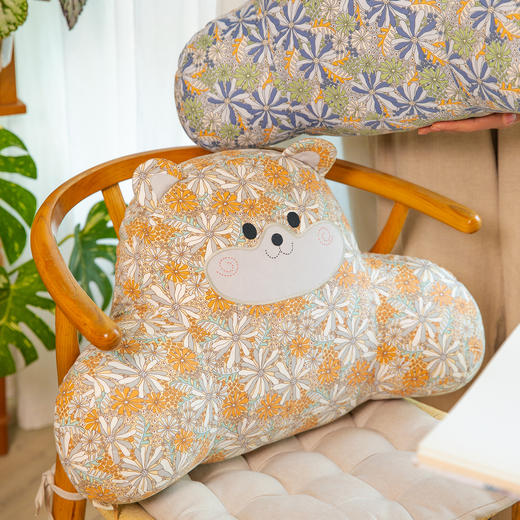 阳春小镇小熊腰枕抱枕靠垫办公椅靠背垫腰靠垫护腰腰托可拆洗久坐 商品图3