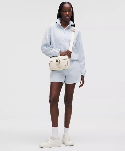 好看！lululemon  Wunderlust多口袋邮差包 3L 商品图5