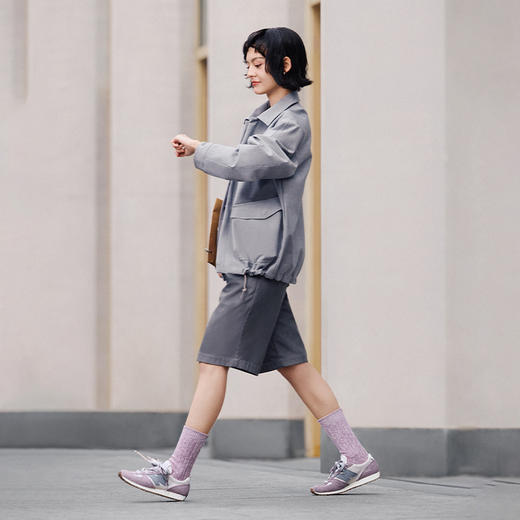 【春上新】  【新品】7楼 NewBalance复古薄底男/女鞋吊牌价：899元 商品图2