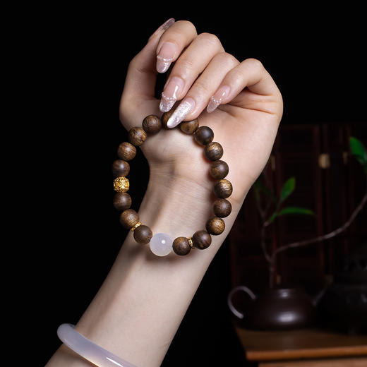 XY0380沉香+月光石素雅手串 商品图2