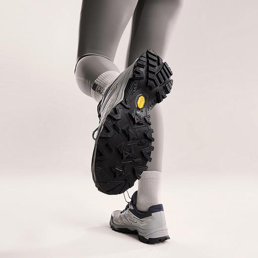 KAILAS凯乐石 户外运动 女款低帮防水登山徒步鞋(远征-5 FLT)KS2512219 商品图2