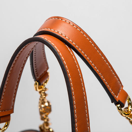 【预售3天】时尚经典纯色女式新款水桶包大容量单肩包CO1C2041 商品图2