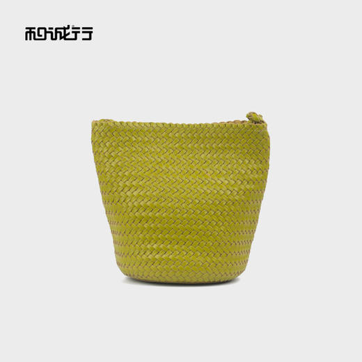 和诚行 2025新款小众编织水桶包女时尚休闲真皮简约单肩包4420163 商品图0