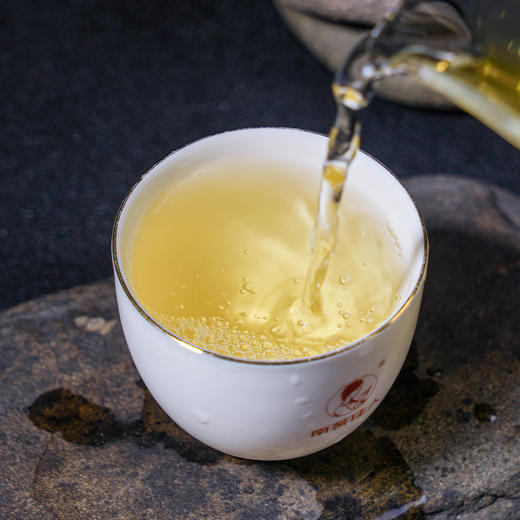 2025《冰岛地界》古树春茶小龙珠 7克*15颗 生茶 商品图4