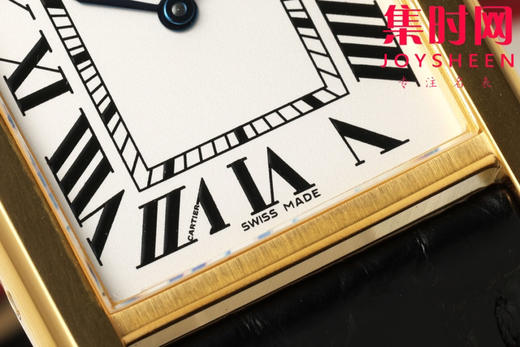 卡地亚Tank AF坦克系列 中号 女士石英腕表
【表壳】表盘尺寸：中号33.7mm*25.5mm 商品图4