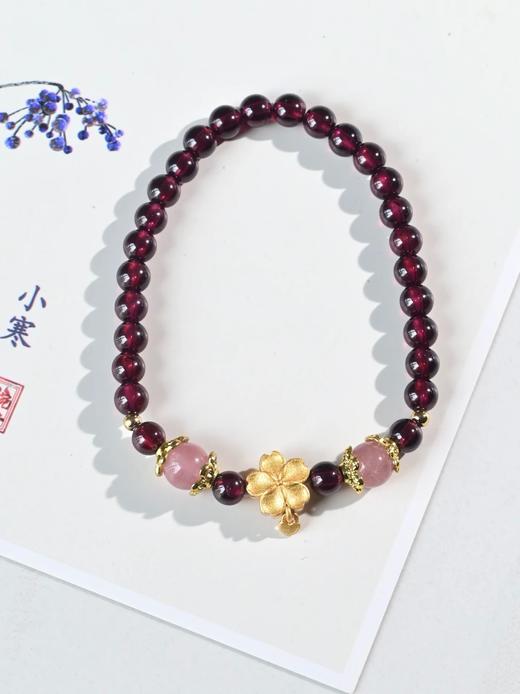 【敦煌桃缘·石榴石小花手串】敦煌小众石榴石桃花手串 女款闺蜜百搭小众轻奢手饰品 商品图5