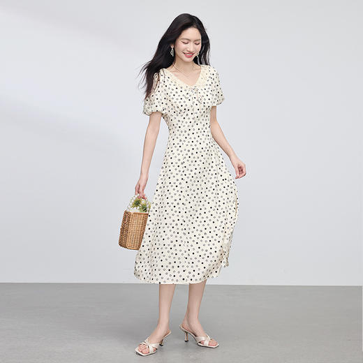 熙世界法式高级感波点连衣裙女夏气质浪漫蕾丝花边V领度假长裙子 商品图4