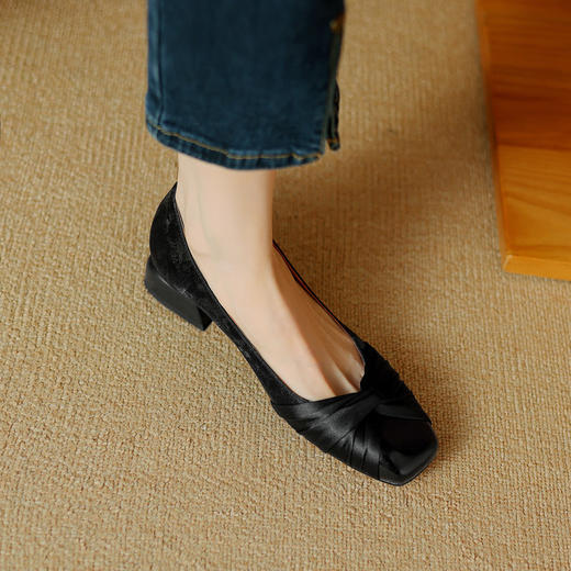 【预售5天】法式拼色粗跟单鞋女新款浅口晚风通勤小香风女鞋KYD&31-12 商品图4
