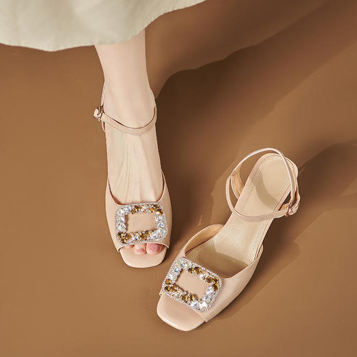 【预售5天】国风鱼嘴凉鞋真皮复古，粗跟水钻中空方扣凉鞋YS&YSL0149 商品图4