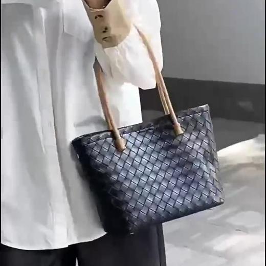 【预售3天】托特包编织包2025新款小众设计潮大容量女腋下通勤手提女包YM71040 商品图2