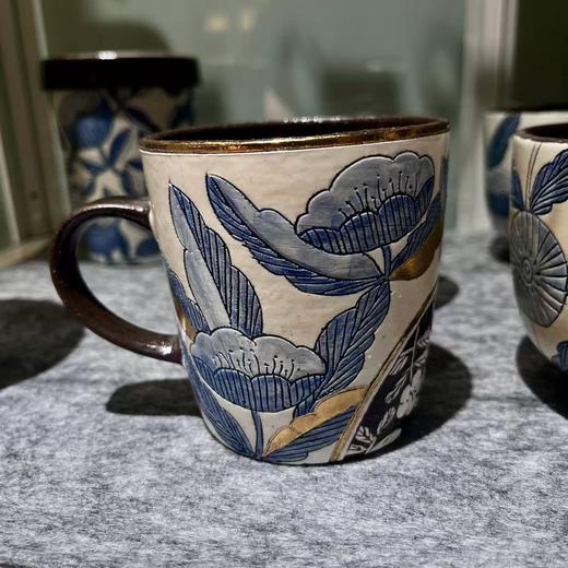 Cool Banana 手工黑陶釉下彩莲花手握杯 商品图1