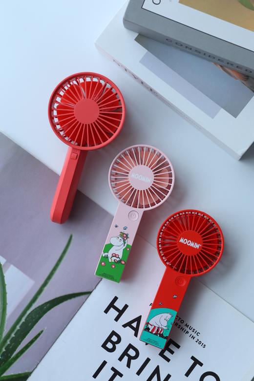 ⏰ 热星人的续命法宝❗️ 哥尼和姆明妈妈限定❗️库存告急，速冲 【 Airmate艾美特手持小风扇 】 超值福利 ¥ 26.9💰就能带走 ✅ 3档调风，静音电机低至20dB  商品图0