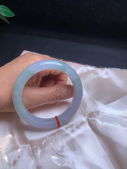 620096，60飘花手镯，干净油润，清新蓝花 商品图5