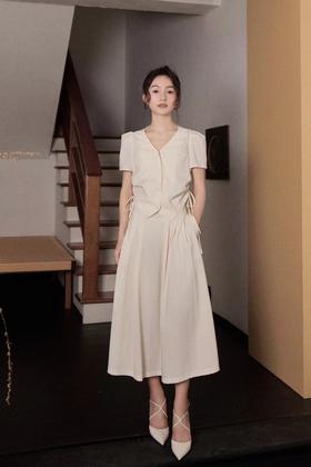 Le Malene 简约气质抽绳上衣半裙套装 20365