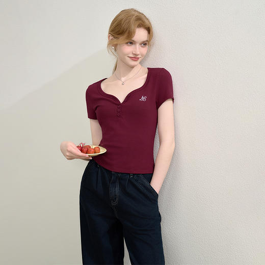 【限时秒杀】法式复古刺绣正肩大领口短袖T恤女夏季弹力修身短款上衣V0050353 商品图3