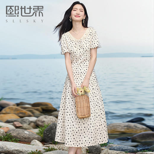 熙世界法式高级感波点连衣裙女夏气质浪漫蕾丝花边V领度假长裙子 商品图0