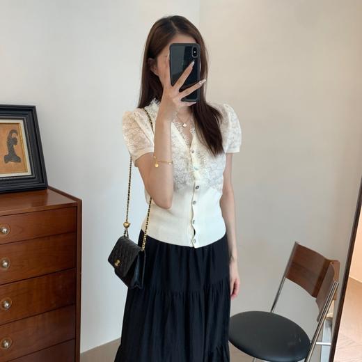 法式气质温柔天丝亚麻亲肤V领蕾丝边沙漏显瘦麻衫 商品图3