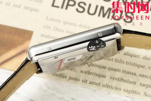 卡地亚Tank AF坦克系列 大号 男士机械腕表
【表壳】表盘尺寸：大号40.85mm*31mm 商品图5