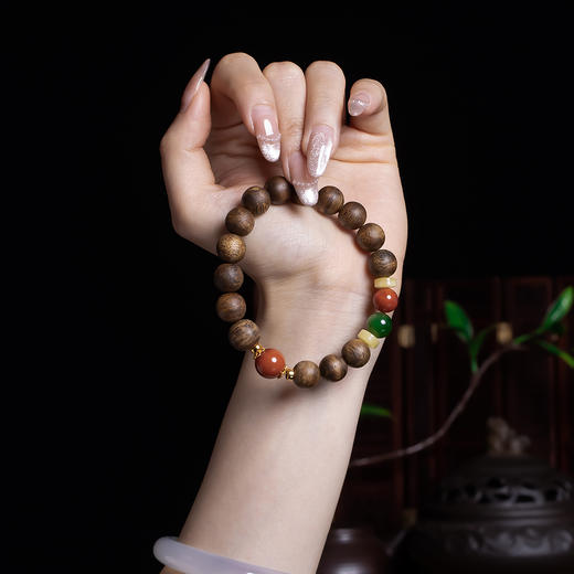 XY0376沉香+南红碧玉蜜蜡手串 商品图2