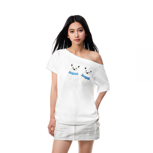 FDR官方店 小狗贴布绣斜肩短袖t恤女夏季辣妹露肩上衣潮牌体恤 商品图0