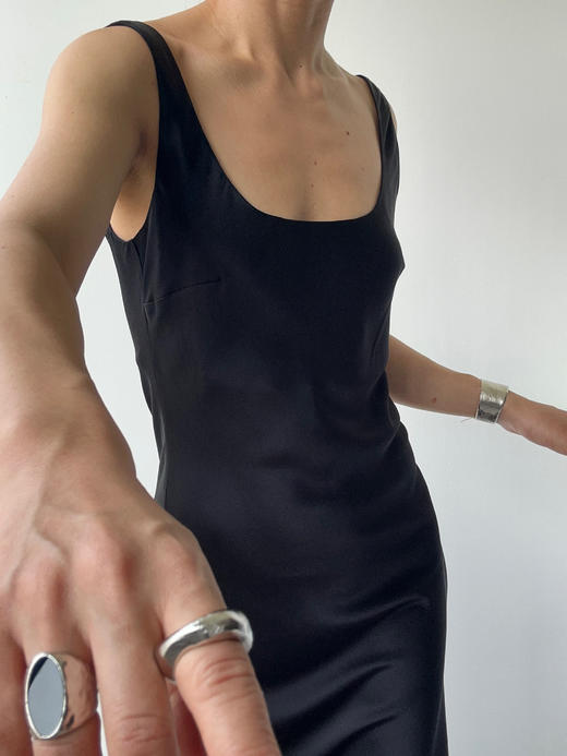 丝所｜24H032A 重磅真丝苍穹黑晚礼长裙［ 黑 ] 商品图3