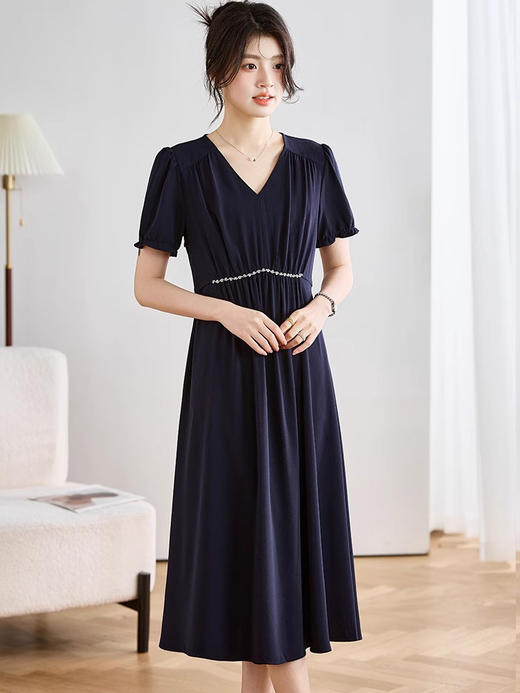 全新升级【铂金会员247/天猫329/差价82】(43352)洛诗琳高级感v领泡泡袖连衣裙女夏2025新款法式复古显瘦气质长裙 商品图3